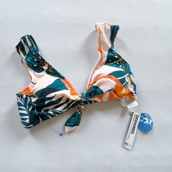 NWT Cupshe Tropical Print Bikini Top size S - Picture 2 of 4